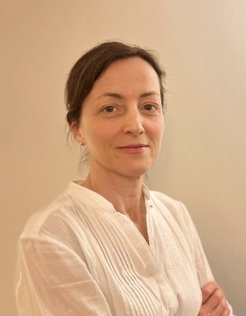 Dr.  Emmanuelle Letamendia